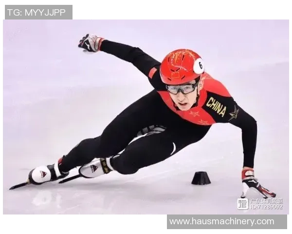 深圳足球队的奋进之路:一段激情与荣耀交织的纪实故事 深圳足球队的奋进之路:一段激情与荣耀交织的纪实故事